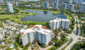 19900 E Country Club Dr 308, Aventura, FL 33180