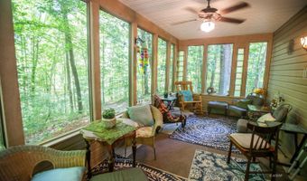 1379 Sandusky Rd, Albany, OH 45710