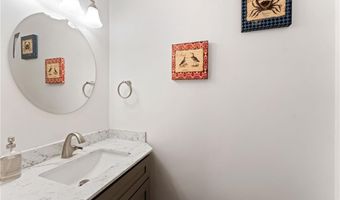1196 Charles St 6, North Providence, RI 02904