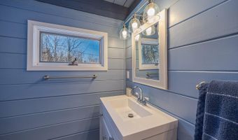 26 Hummingbird Ln, Bar Harbor, ME 04609