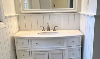 1608 Bay Ave First Floor, Bay Head, NJ 08742