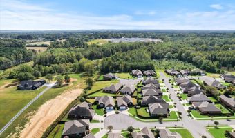 108 Canterbury Cir, Arab, AL 35016