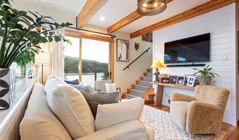 14833 Sunburst Dr, Bigfork, MT 59911