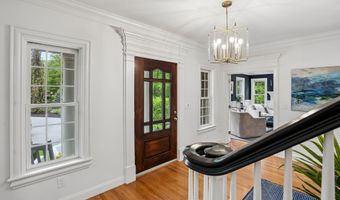 14 Aspen Ln, Bedford, NH 03110