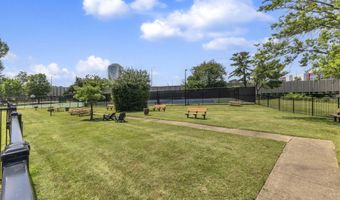 1225 MARTHA CUSTIS Dr 914, Alexandria, VA 22302