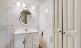 184 Windsor Dr, Auburn, NH 03032