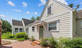 145 Bay Ave, Apalachicola, FL 32320