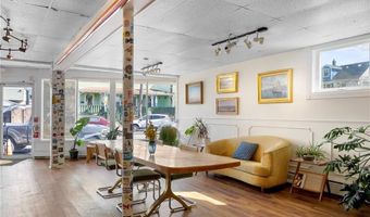 3 Carroll Ave, Newport, RI 02840