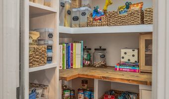 70 Dolphin Point Dr, Beaufort, SC 29907