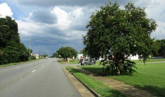 141 Hinkle St, Americus, GA 31709