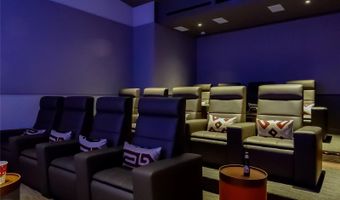 1001 Queen St 2412, Honolulu, HI 96814