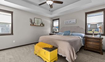 2712 W FALLEN OAK Dr, Appleton, WI 54913