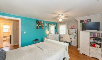 112 Main St, Bayonne, NJ 07035