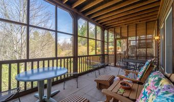 750 Double Springs Dr, Almond, NC 28702