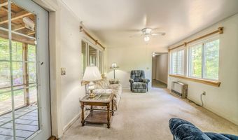 31 Herrick Rd, Belfast, ME 04915