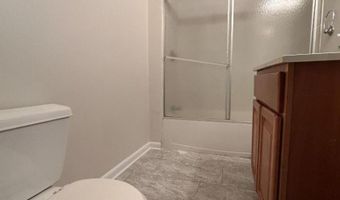 135 W Chrystal St, Andover, NJ 07801