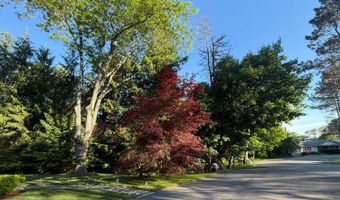 281 Clyde Rd, Bangor, ME 04401