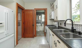 1127 Parriott, Aplington, IA 50604