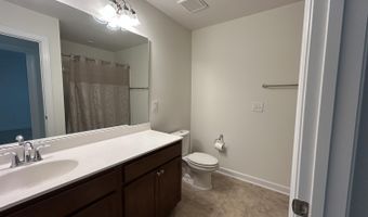 2914 Macbeth Ln, Apex, NC 27502