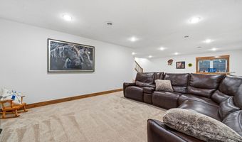 1515 Geneva Rd NE, Alexandria, MN 56308