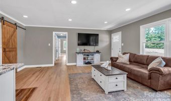 1958 Boyd Rd, Blackstock, SC 29014