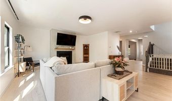 124 Cummings Ct, Ball Ground, GA 30107