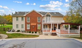 2558 Apple Ridge Ln, Amberley, OH 45236