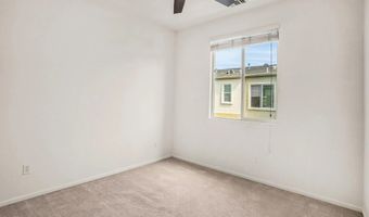 225 Royal Gln 408, Escondido, CA 92025