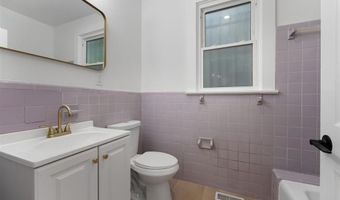 2712 S DAKOTA Ave NE, Washington, DC 20018