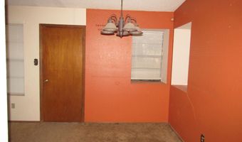 1604 W Bullock Ave, Artesia, NM 88210