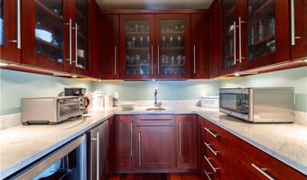 365 Boston Neck Rd, Narragansett, RI 02882