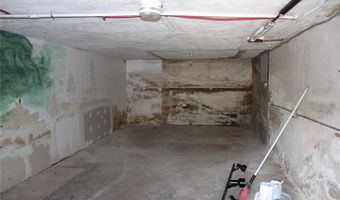 252 S Main St, Coventry, RI 02816