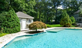 5 Jeff Ln, Canton, CT 06019