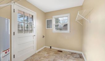 409 Peach Ave, Albertville, AL 35950