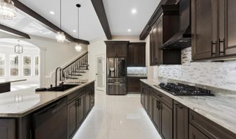 7301 CALVERT St, Annandale, VA 22003