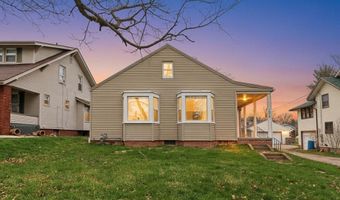 1073 Parkside Dr, Alliance, OH 44601