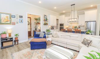 102 Eastwood Dr, Brandon, MS 39042