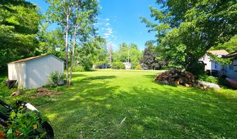 14 Helen St, Auburn, ME 04210