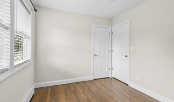198 Macon Dr, Bridgeport, CT 06606