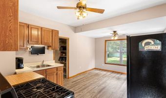 140 ALBANY Ave, Barrington, NJ 08007