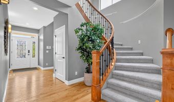 8977 Valley Brook Cir, Anchorage, AK 99507