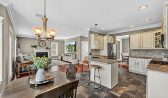 3 Walnut Trl, Andover, NJ 07860