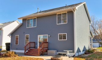1102 9th Ave SE, Altoona, IA 50009