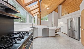 882 COACHWAY, Annapolis, MD 21401