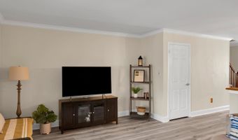 75 Bradford Ct, Aberdeen, NJ 07747