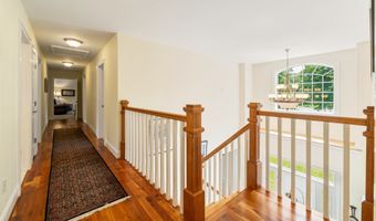 117 Chippenwood Ln, Bristol, CT 06010