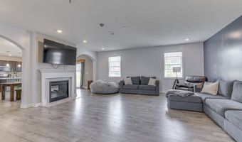 928 Ridge Rock Ln, Bargersville, IN 46106