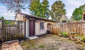 4545 Valley West Blvd, Arcata, CA 95521