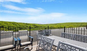 1 Tupperware Dr 138, North Smithfield, RI 02896