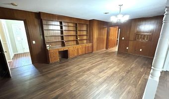 104 Walters Dr, Aberdeen, MS 39730